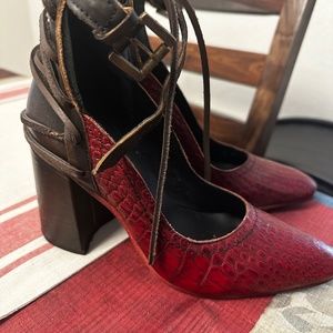 Freebird Jillian size 8